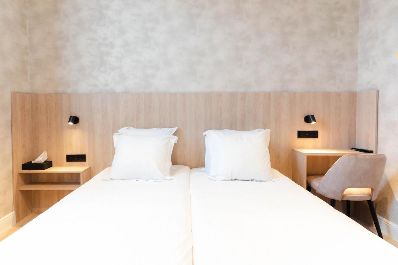 Quarto Twin Standard